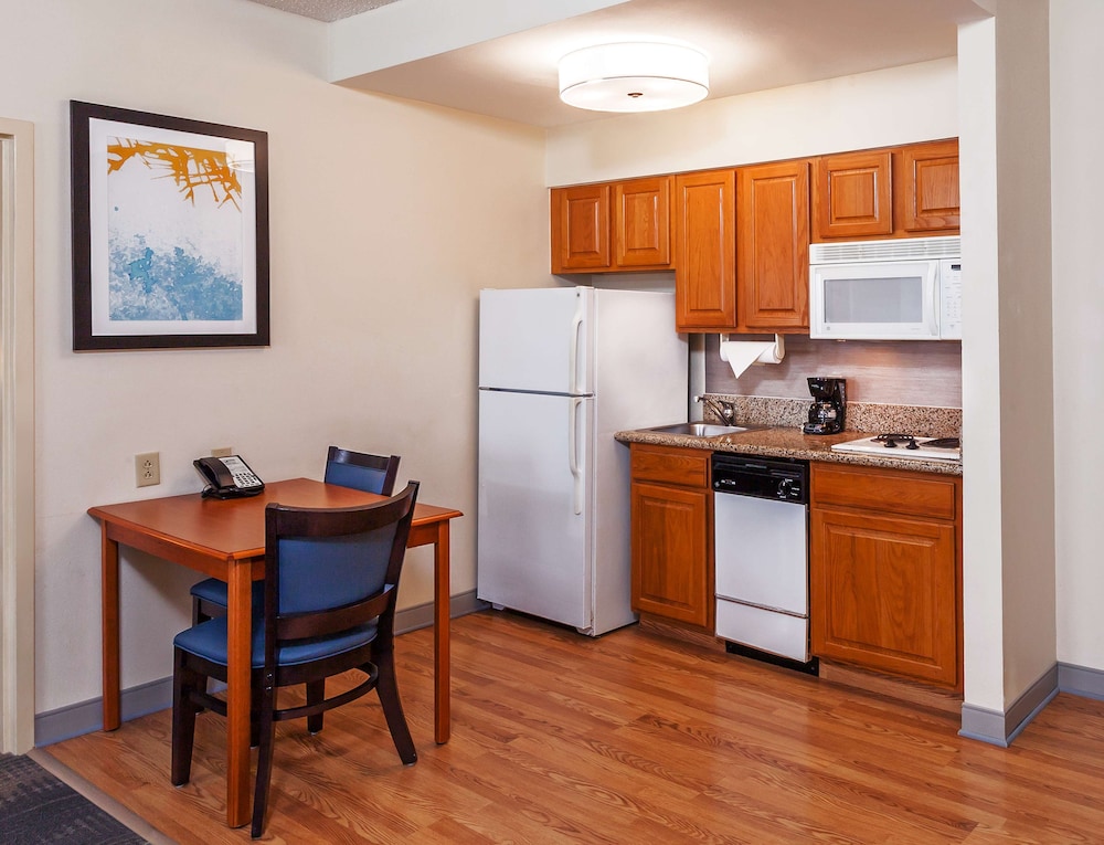 Suite, Accessible, Non Smoking photo 3