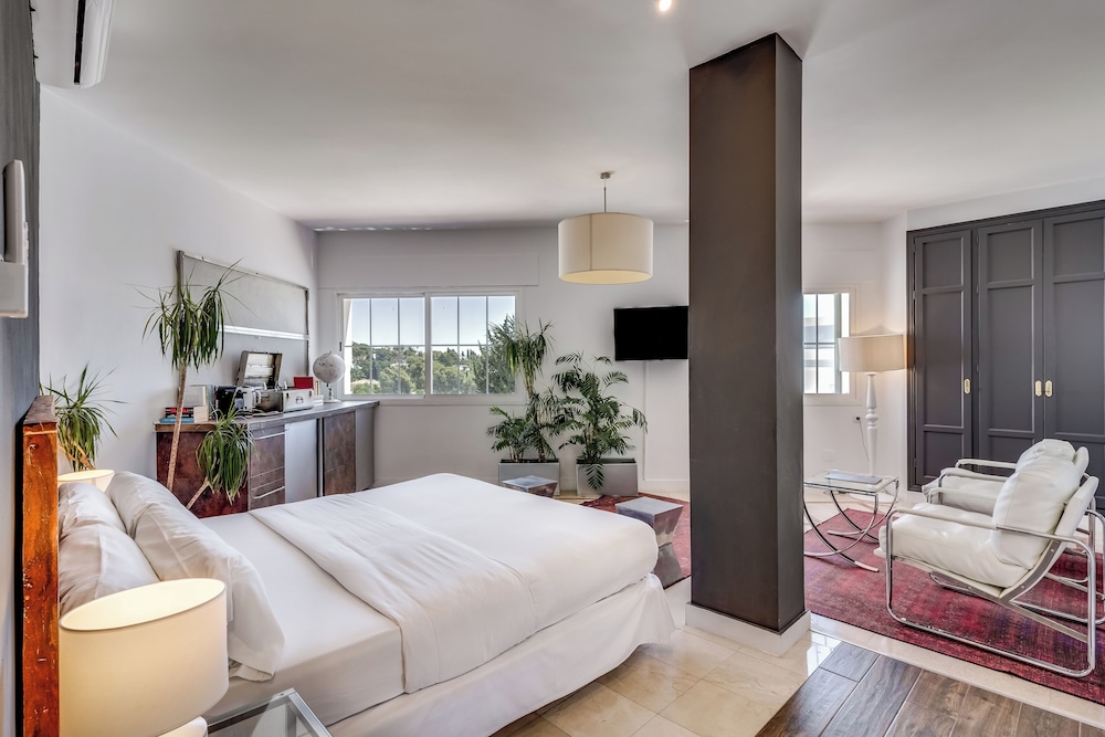 Superior Room, Garden View
