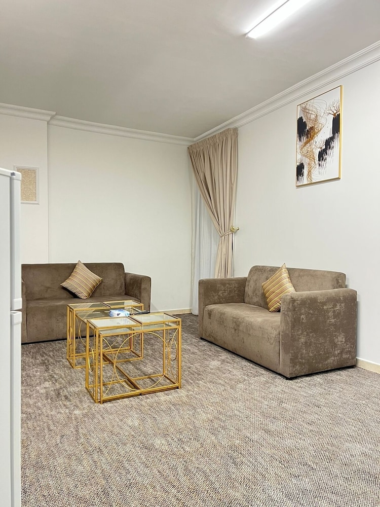 Family Apartment photo 1