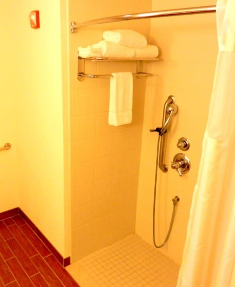 Room, Accessible - Photo 3