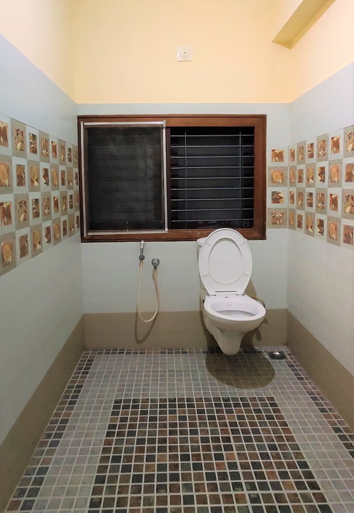 Classic Triple Room - Photo 4