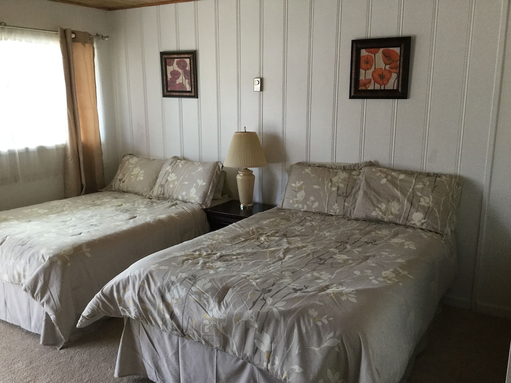 Deluxe Room, 2 Double Beds photo 2