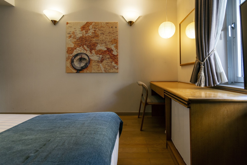 Deluxe Single Room, Non-Smoking, For 1 Guest photo 2