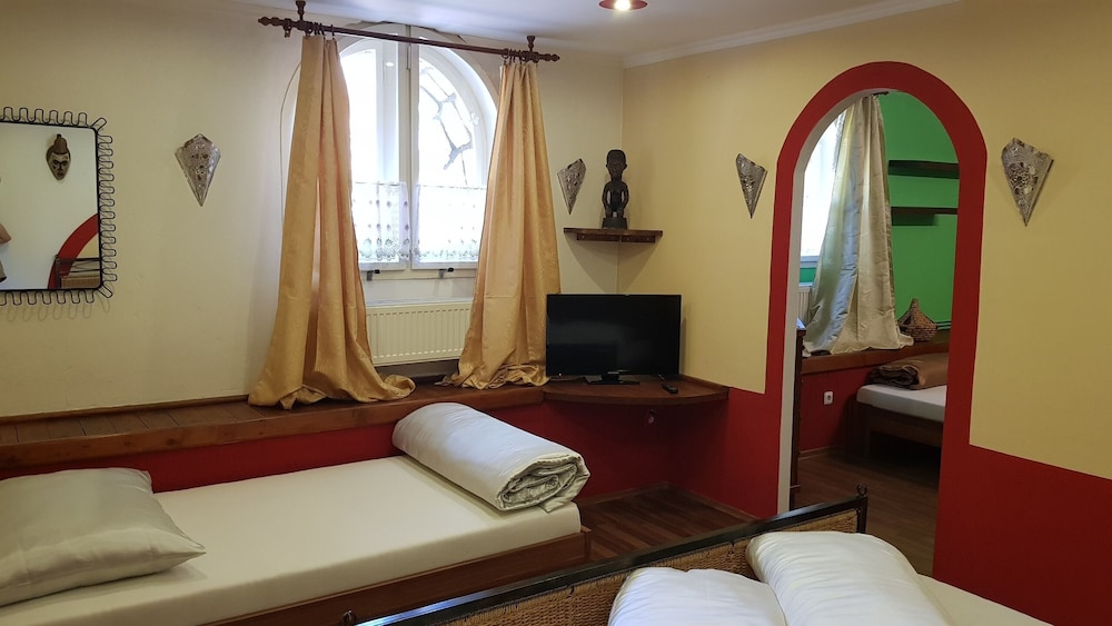 Comfort Suite photo 1