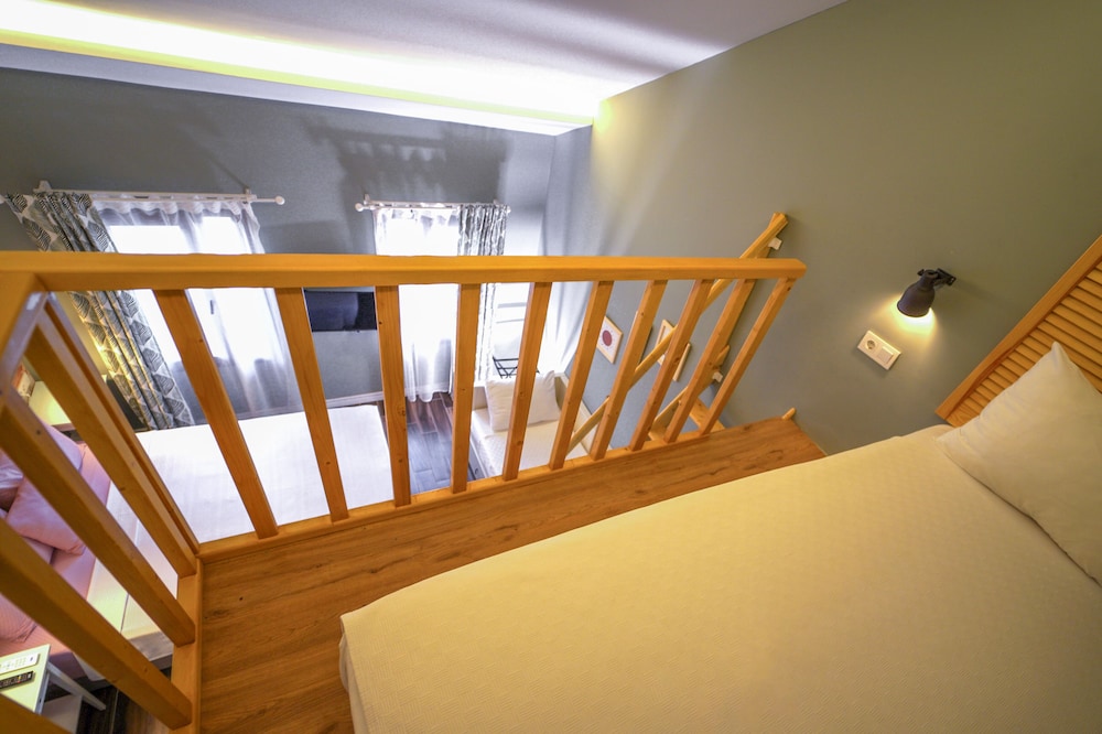 Deluxe Quadruple Room photo 3