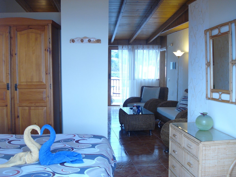 Superior Apartment, Terrace, Sea View - Photo 16