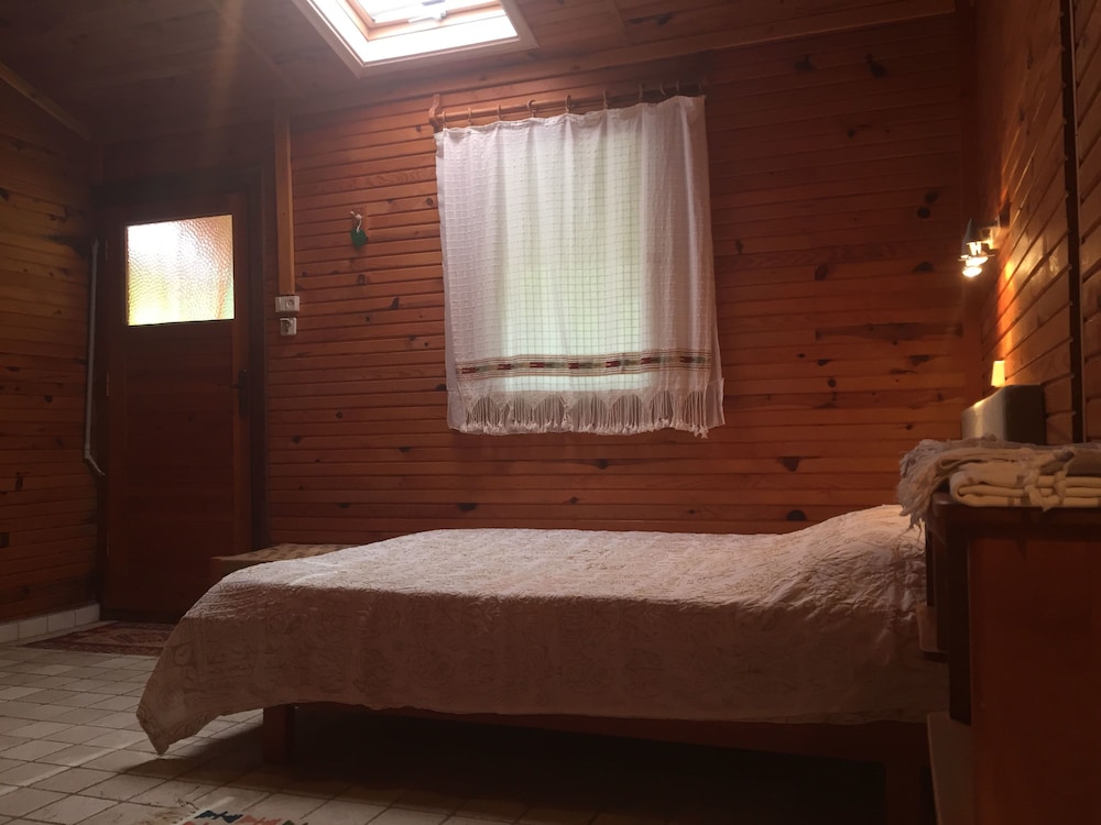 Single Bungalow photo 1