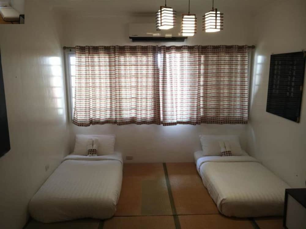 Standard Room photo 2