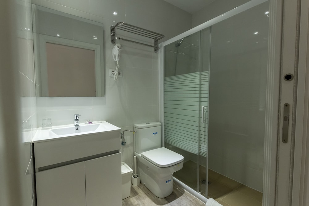 Standard Double Room, No View photo 2