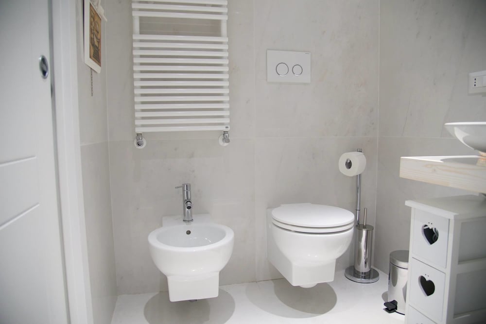 Design Room, 1 Bedroom, Private Bathroom photo 3