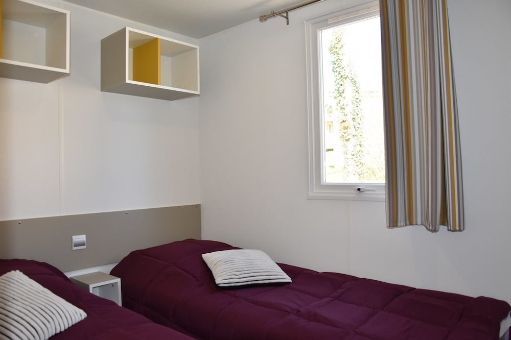 Mobile Home, 2 Bedrooms (Mercure) photo 1