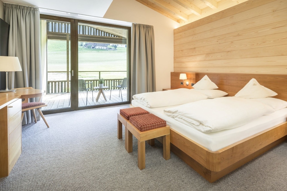 Superior Double Room, 1 Double Bed, Non Smoking, Garden View photo 1