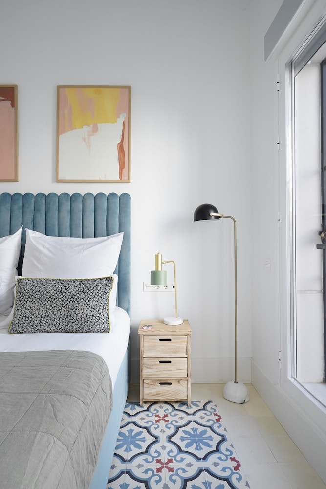 Large 2 Bedroom Apartment with Sofa Bed - Photo 6