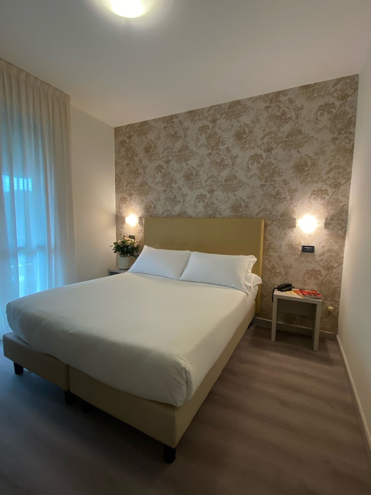 Superior Double Room, Balcony - Photo 1