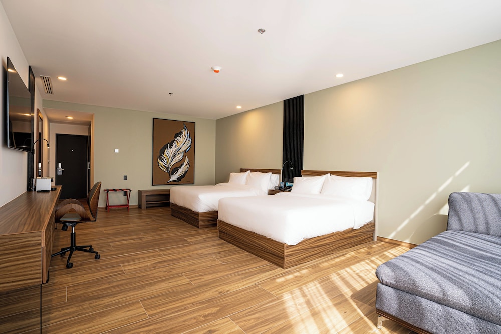 Room, 2 Queen Beds, Accessible, Non Smoking photo 1