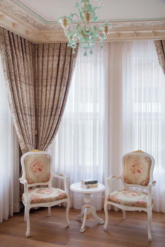 Luxury Villa thumbnail 6