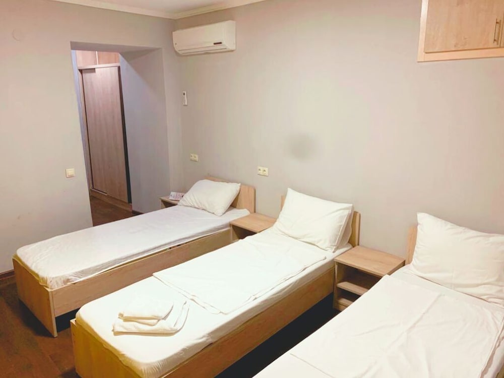 Standard Triple Room photo 1
