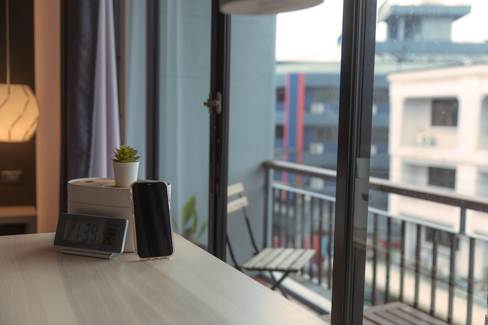 Deluxe Double Room with Balcony - Photo 3