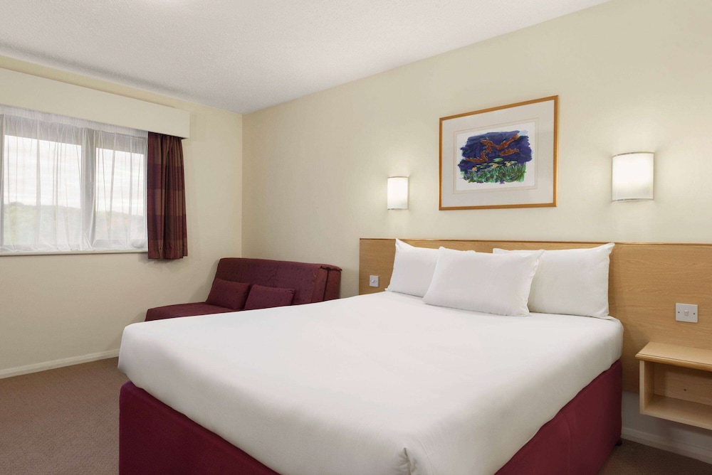 Room, 1 Double Bed, Non Smoking - Photo 1
