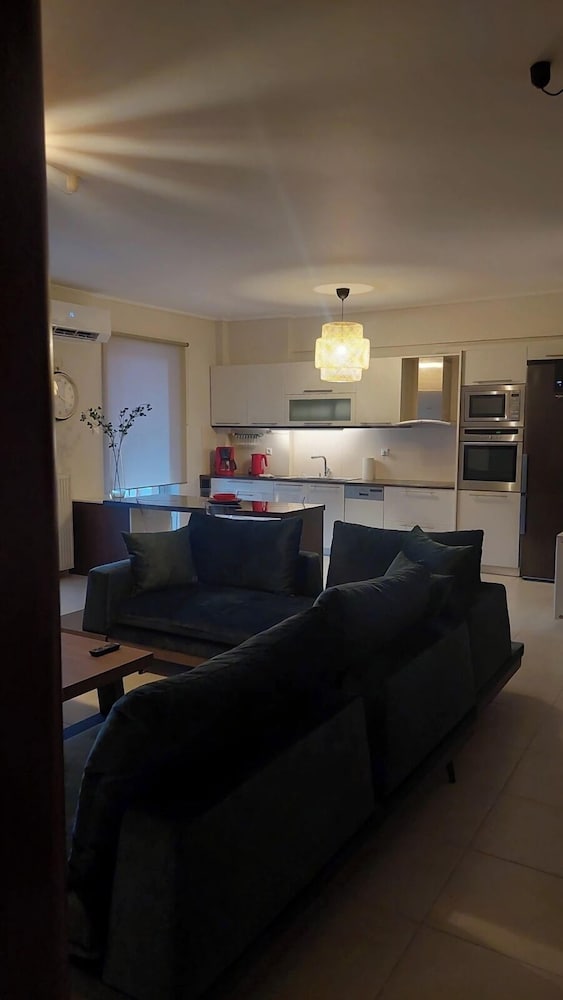 Deluxe Apartment, City View photo 3