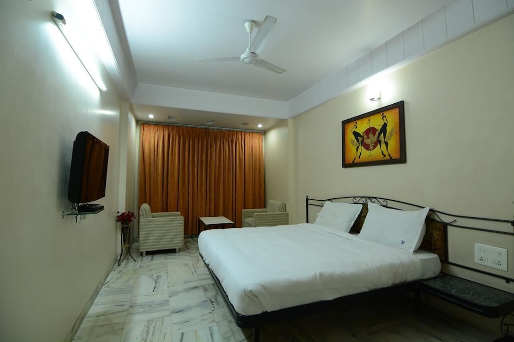 Executive Room, 1 King Bed photo 3