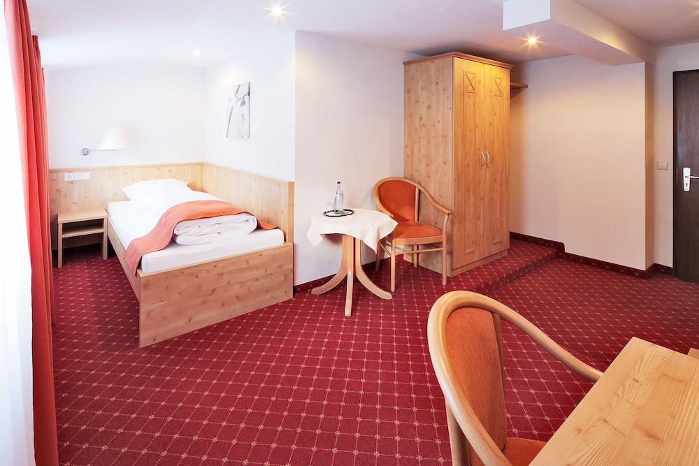 Single Room photo 1