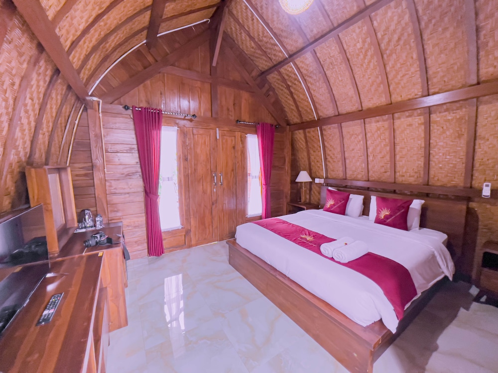 Deluxe Double Room - Photo 23
