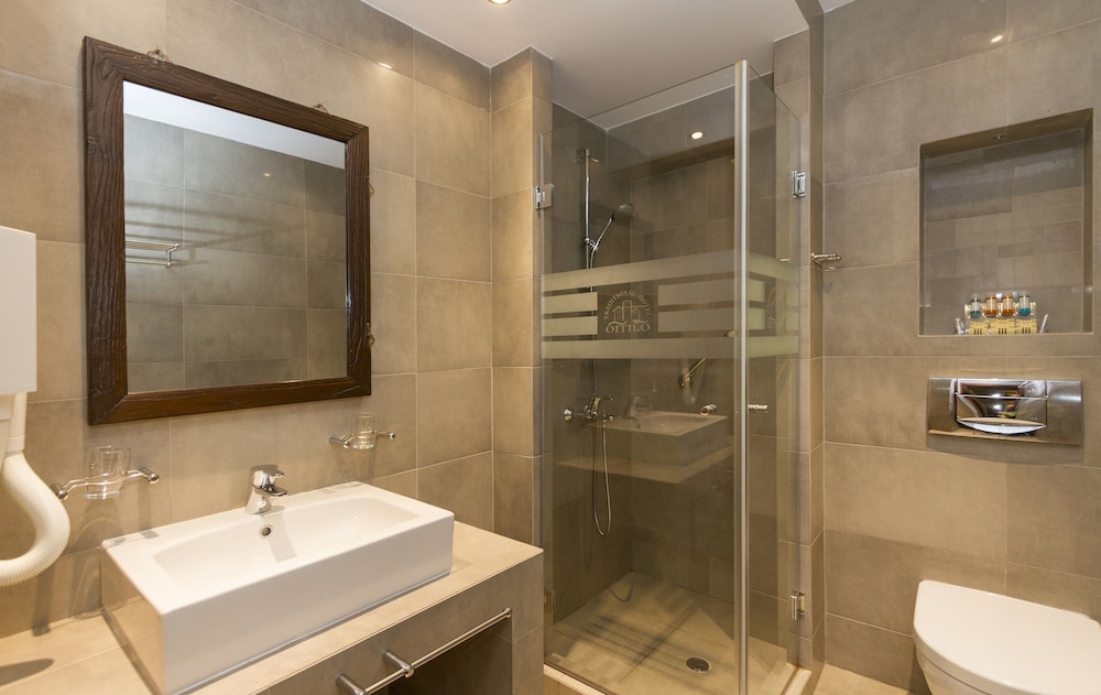 Classic Double Room, Partial Sea View photo 2