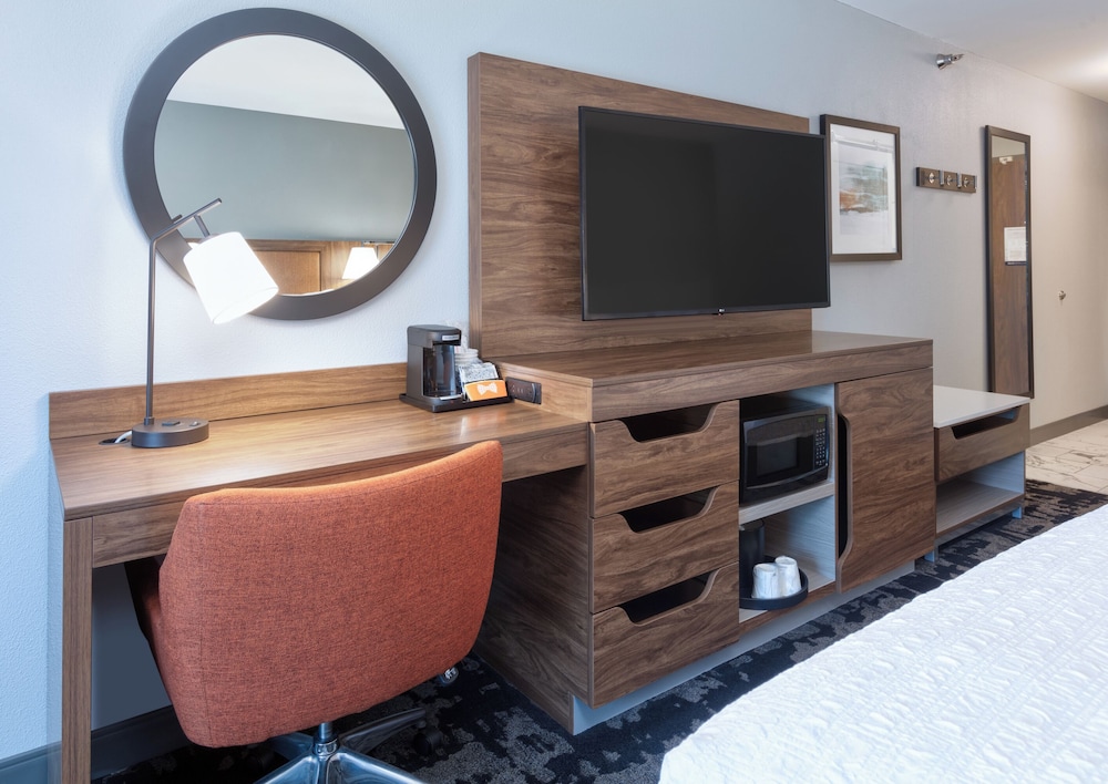 Room, 2 Queen Beds, Accessible, Non Smoking - Photo 3