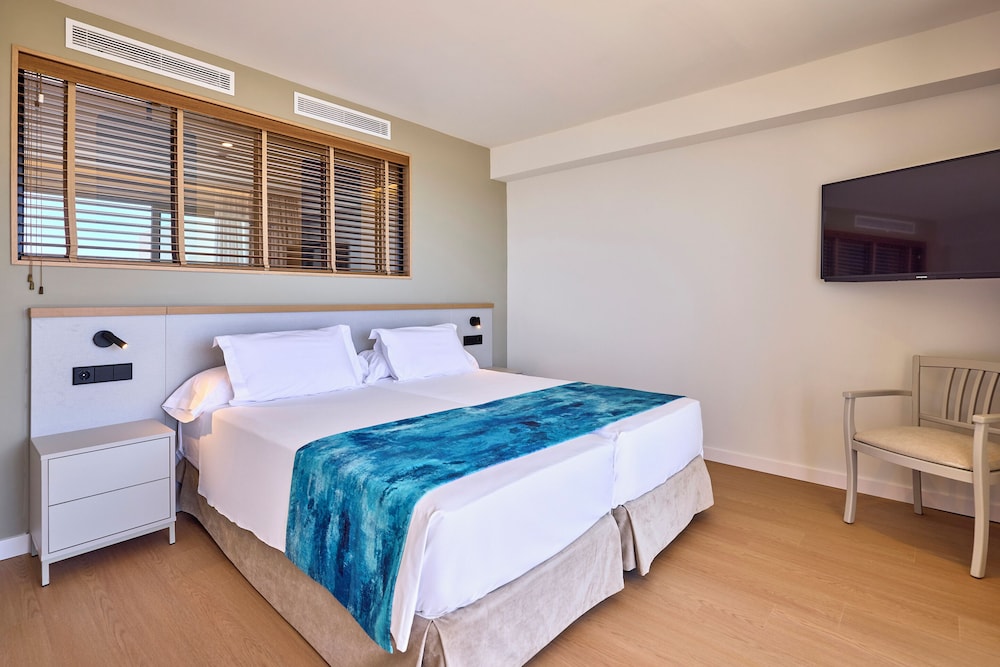 Standard Suite, Balcony, Sea View