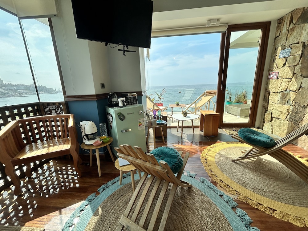Honeymoon Double Room, 1 Bedroom, Non Smoking, Sea View photo 3