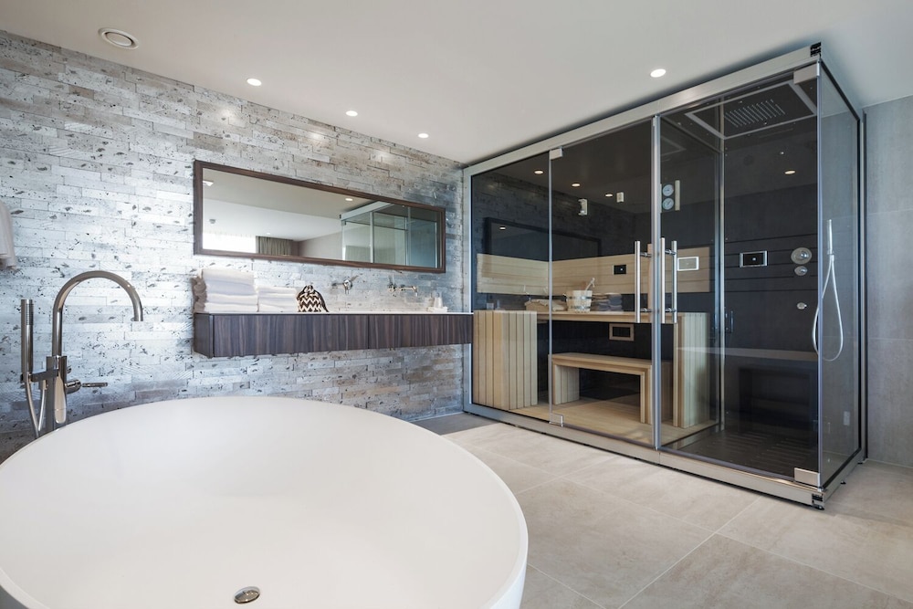 Executive Suite photo 3