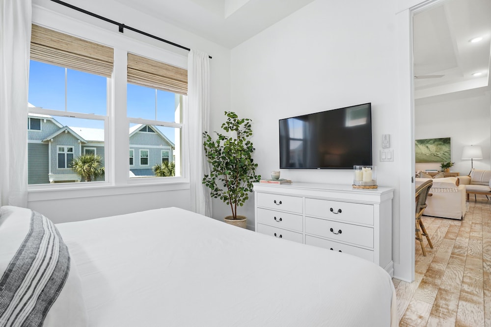 Townhome, 2 Bedrooms (High Tides & Good Vibes) photo 1