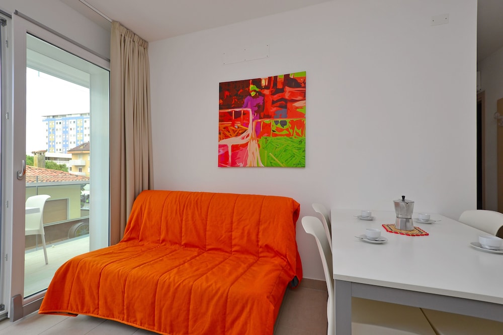 Apartment, 2 Bedrooms (C6) (C) photo 2