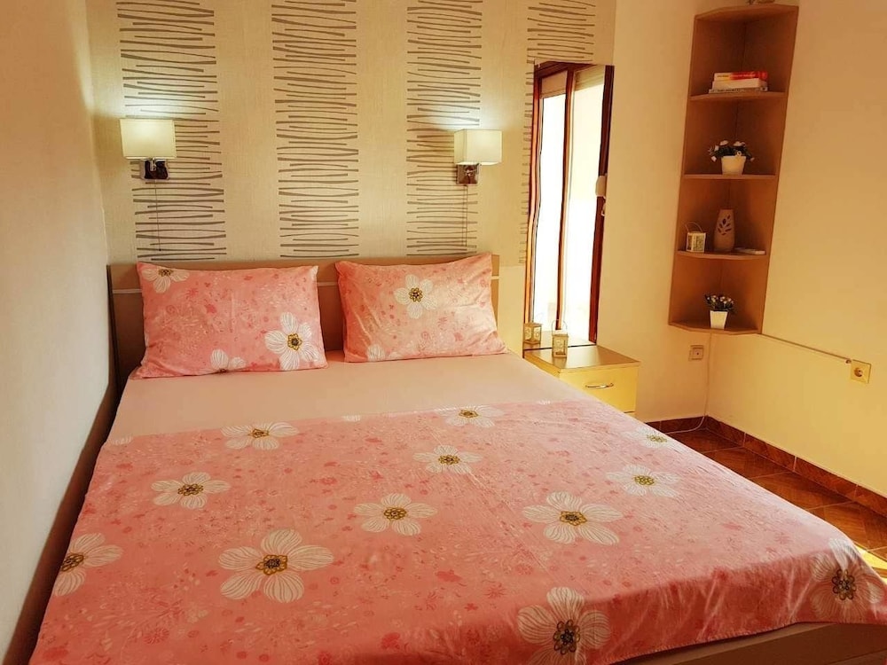 Two Bedroom Apartment, Balcony, Mountain and Sea view (5 Adults) photo 2