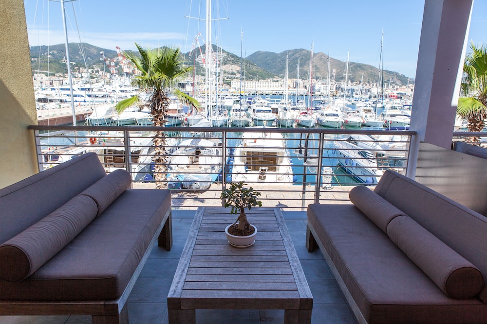 Deluxe Double Room, Sea View - Photo 5
