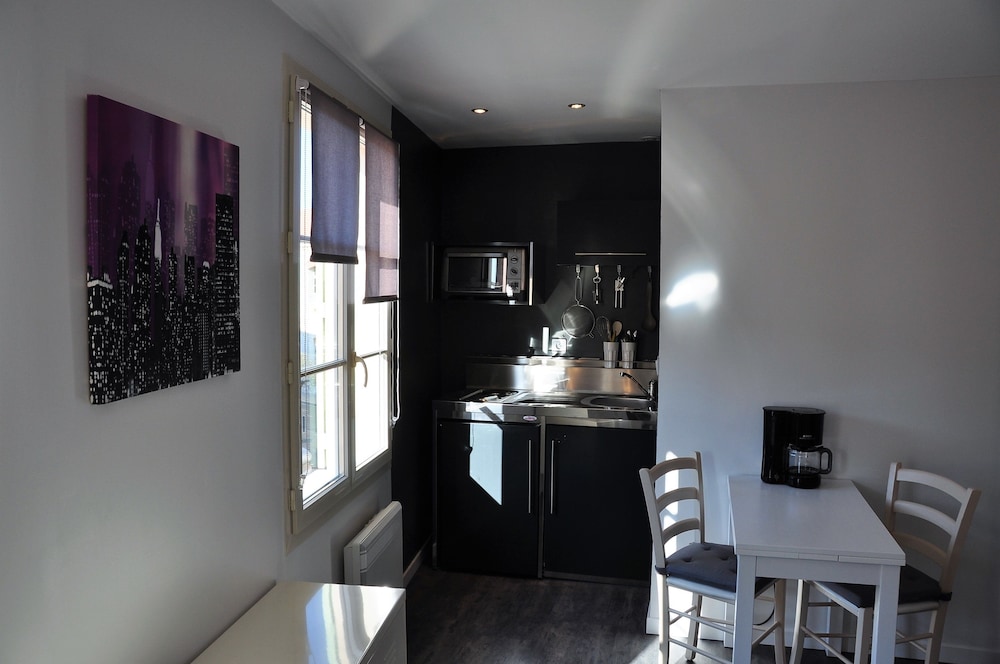 Apartment (Urban chic) - Photo 2