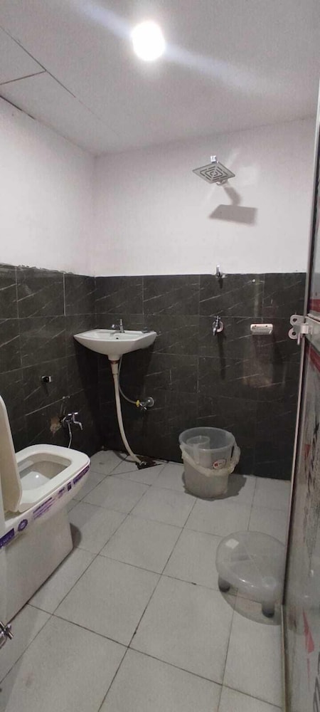 Standard Room - Photo 6