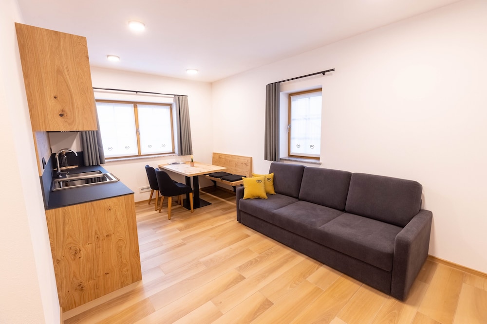 Deluxe Apartment - Photo 5