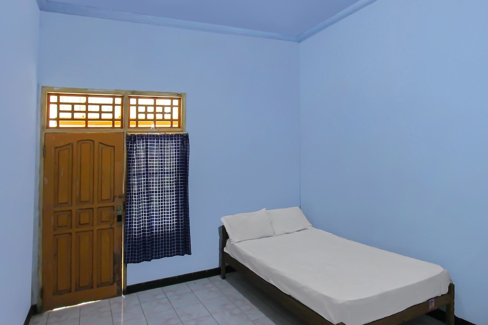 Economy Double Room - Photo 1