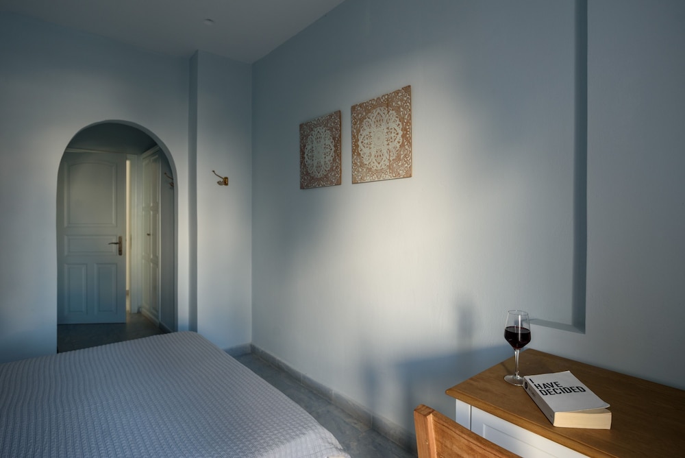 Classic Double Room - Photo 7