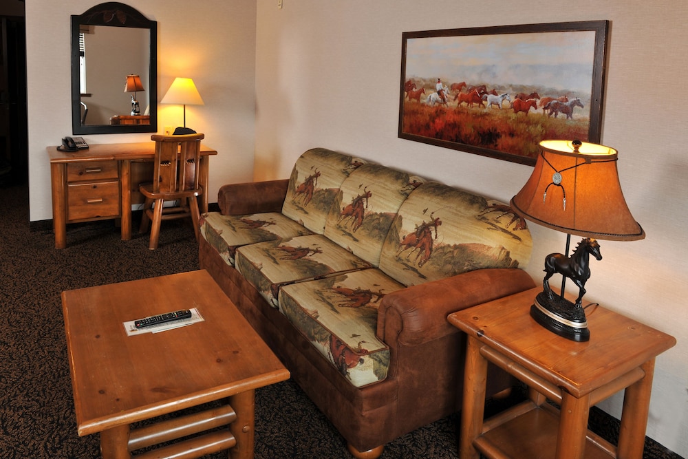 Expanded King with Bunk Bed - Photo 2
