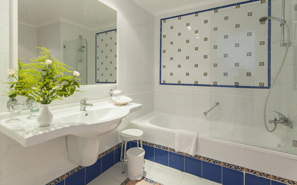 Classic Single Room, Garden View photo 3