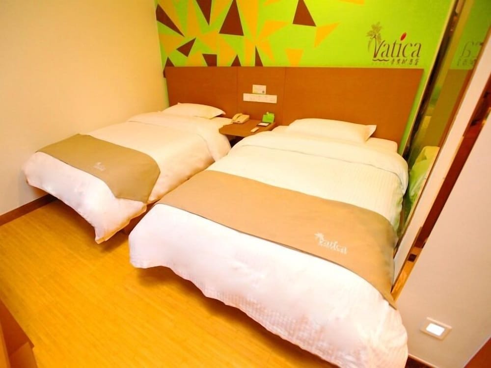 Double Room, 1 King Bed (Patio)