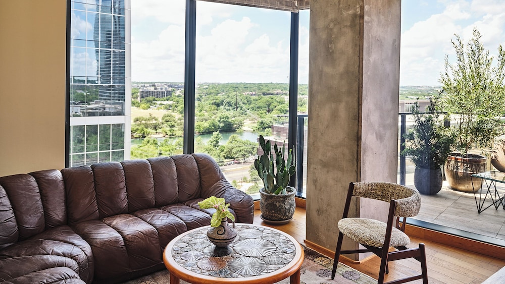 Proper Penthouse - Photo 8