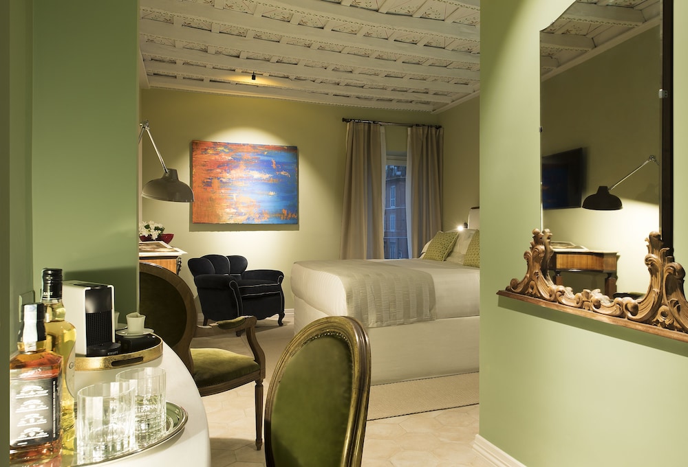Deluxe Double Room, City View photo 2