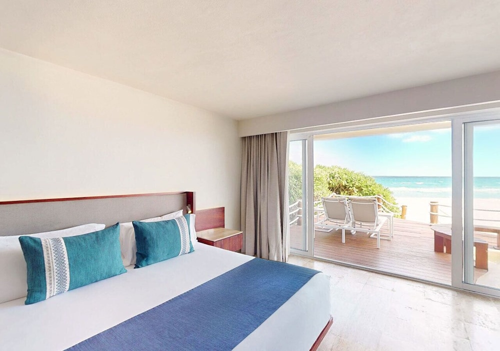 Villa Premier PlungePool King OceanFront