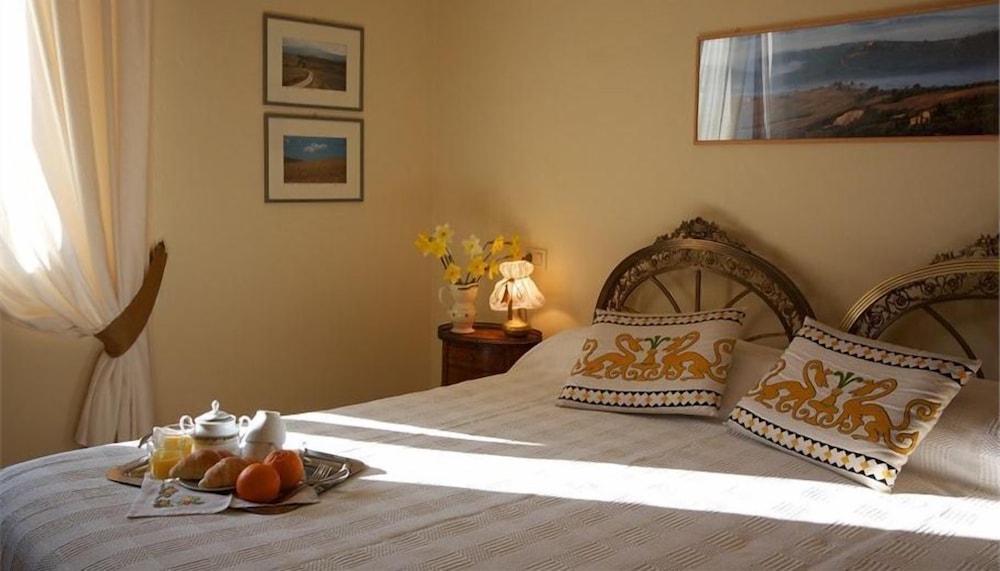Double Room with extra bed, Garden View photo 3