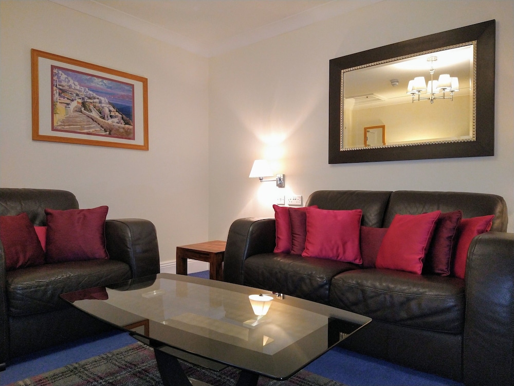 Churchill Suite photo 2