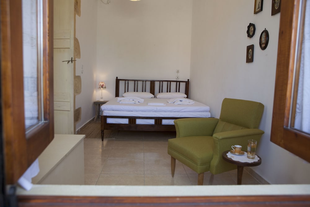 House, 1 Bedroom